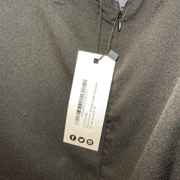 12 ELIZA Woven Strappy Open Shoulder Blouse BooHoo Plus - Picture 5 of 12